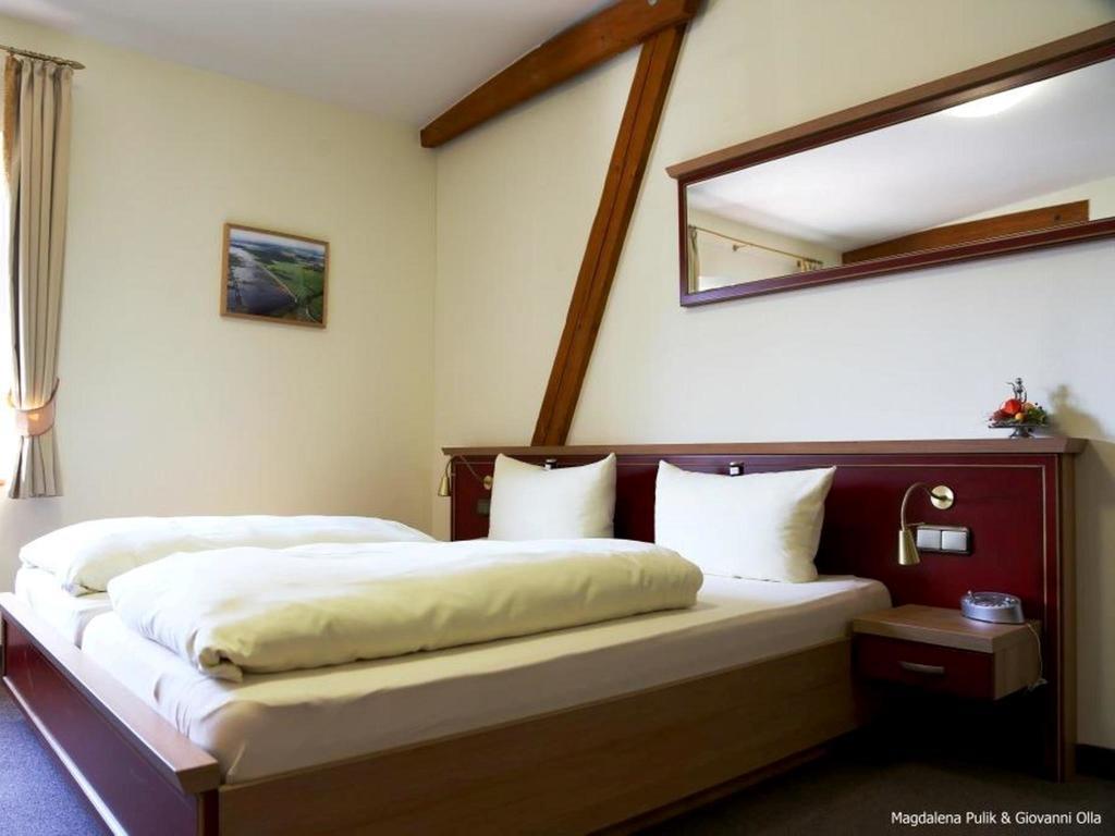 Hotel Und Restaurant Am Peenetal Liepen  ห้อง รูปภาพ