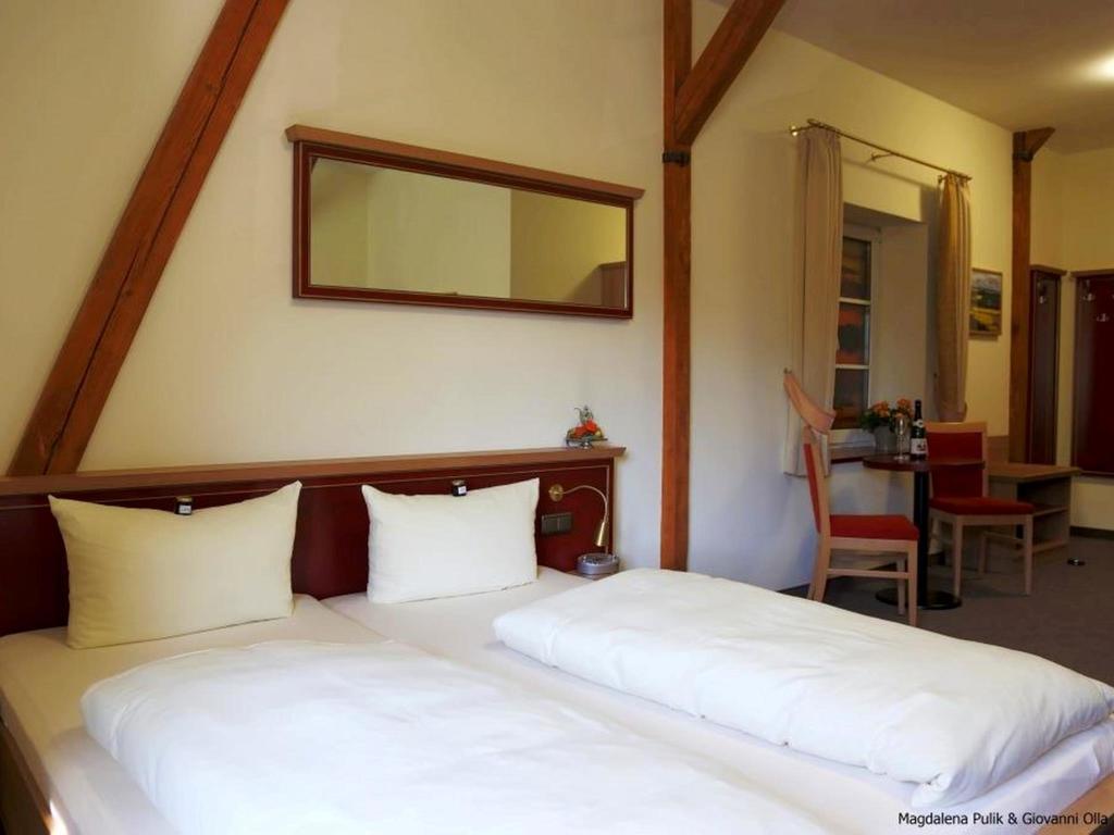 Hotel Und Restaurant Am Peenetal Liepen  ห้อง รูปภาพ