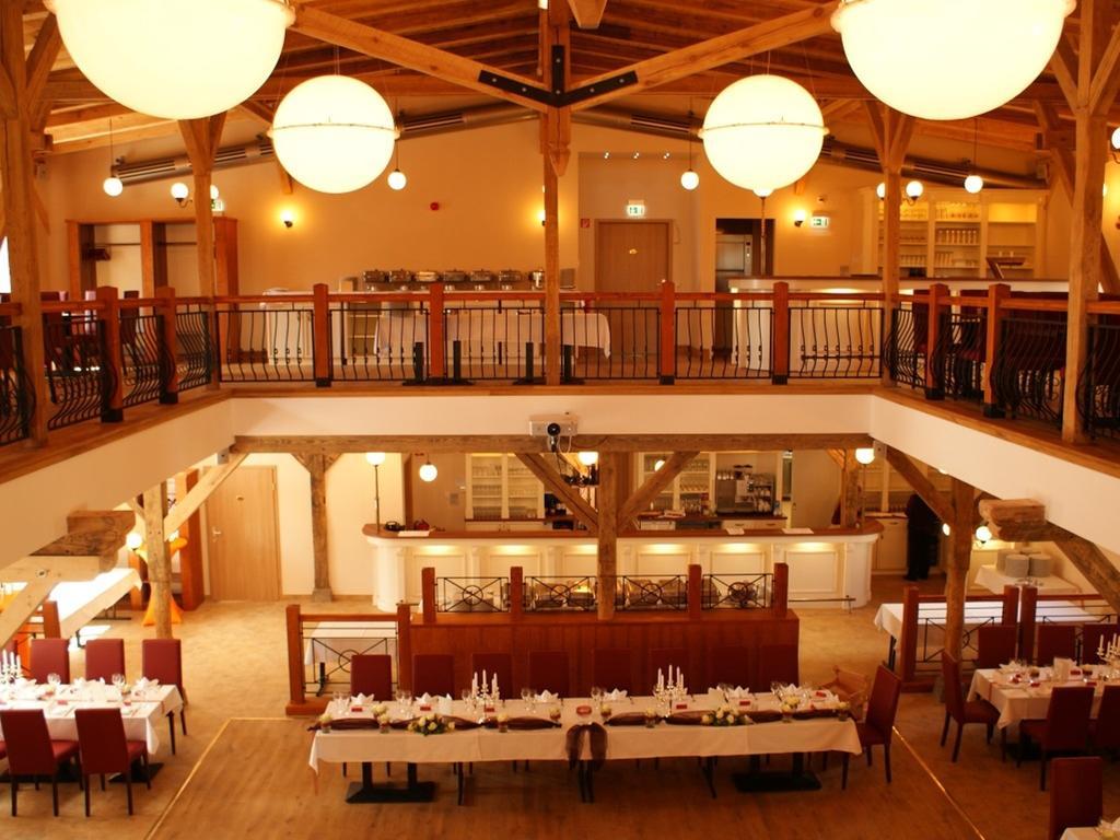 Hotel Und Restaurant Am Peenetal Liepen  ภายนอก รูปภาพ
