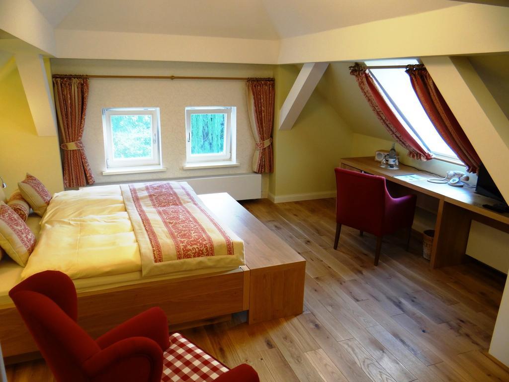 Hotel Und Restaurant Am Peenetal Liepen  ห้อง รูปภาพ