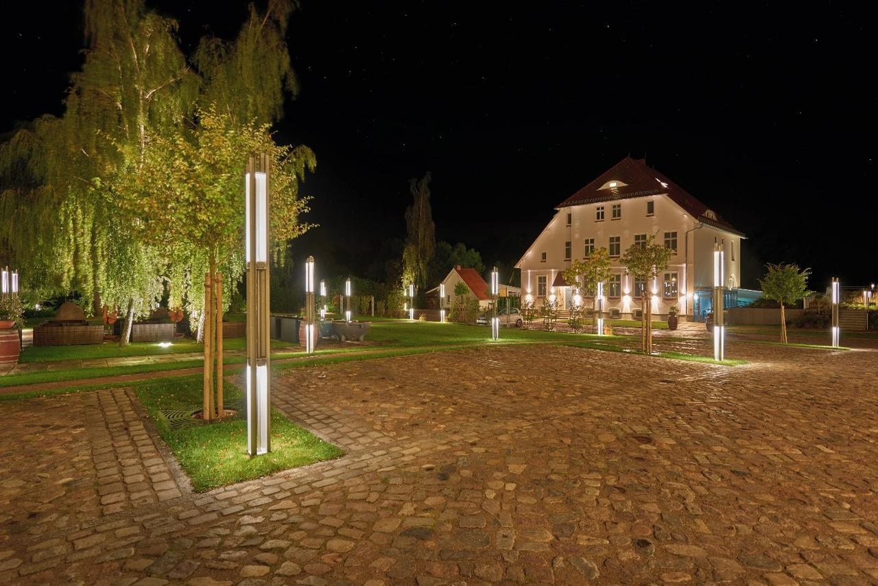 Hotel Und Restaurant Am Peenetal Liepen  ภายนอก รูปภาพ